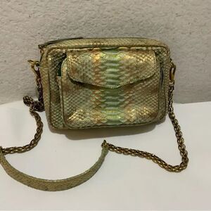 Claris Virot Sac Python Big Charly green  Doré